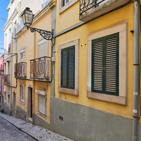 Idyllic Lisbon Apartments With Amazing Courtyard, By Timecooler Exterior photo