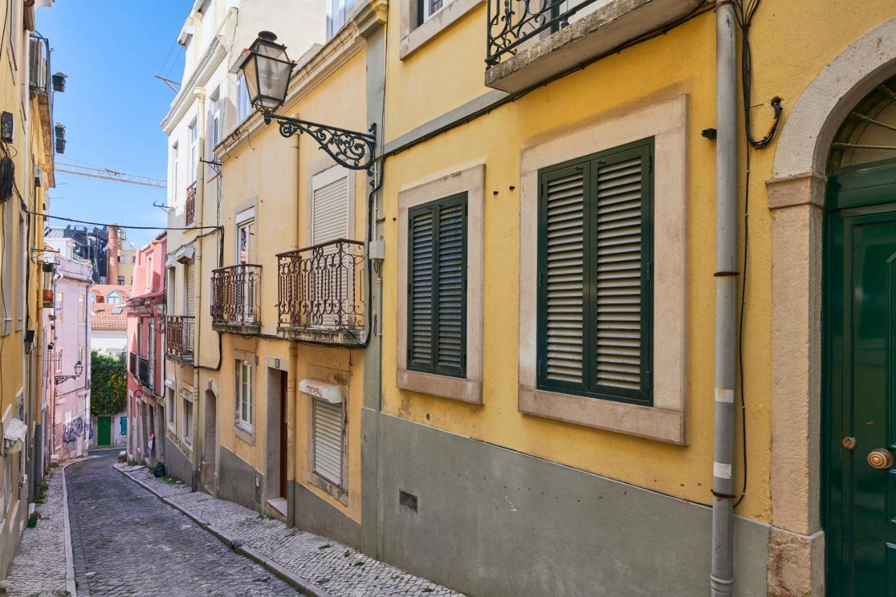 Idyllic Lisbon Apartments With Amazing Courtyard, By Timecooler Exterior photo